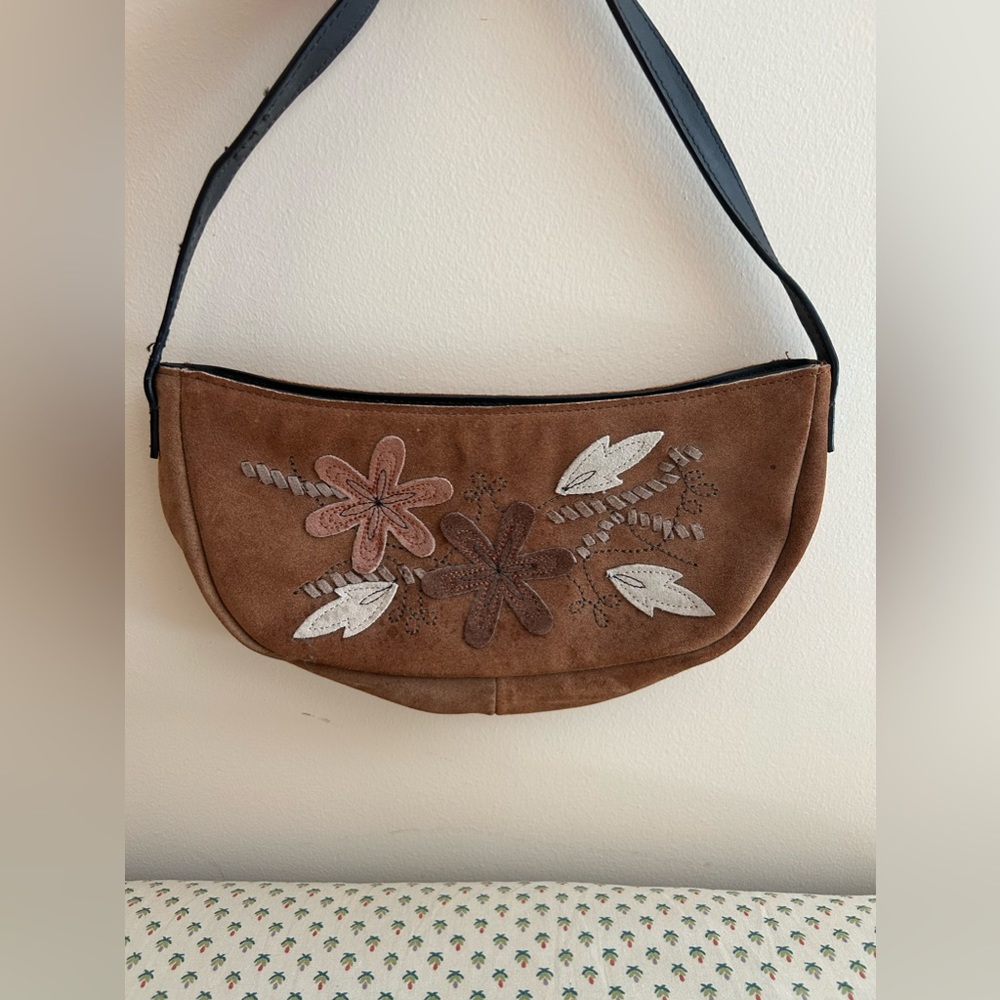 Leather small shoulder bag